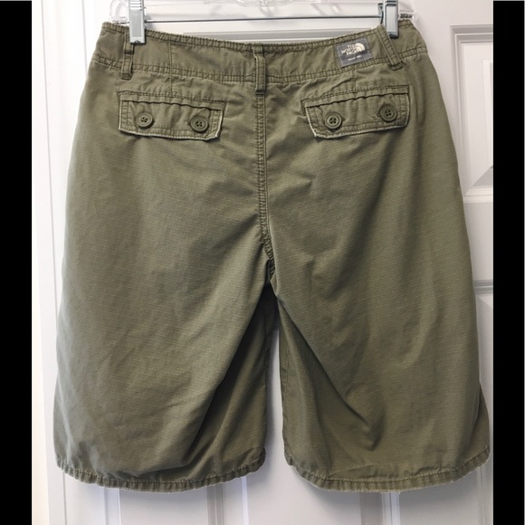 Awesome The North Face shorts - Picture 3 of 8